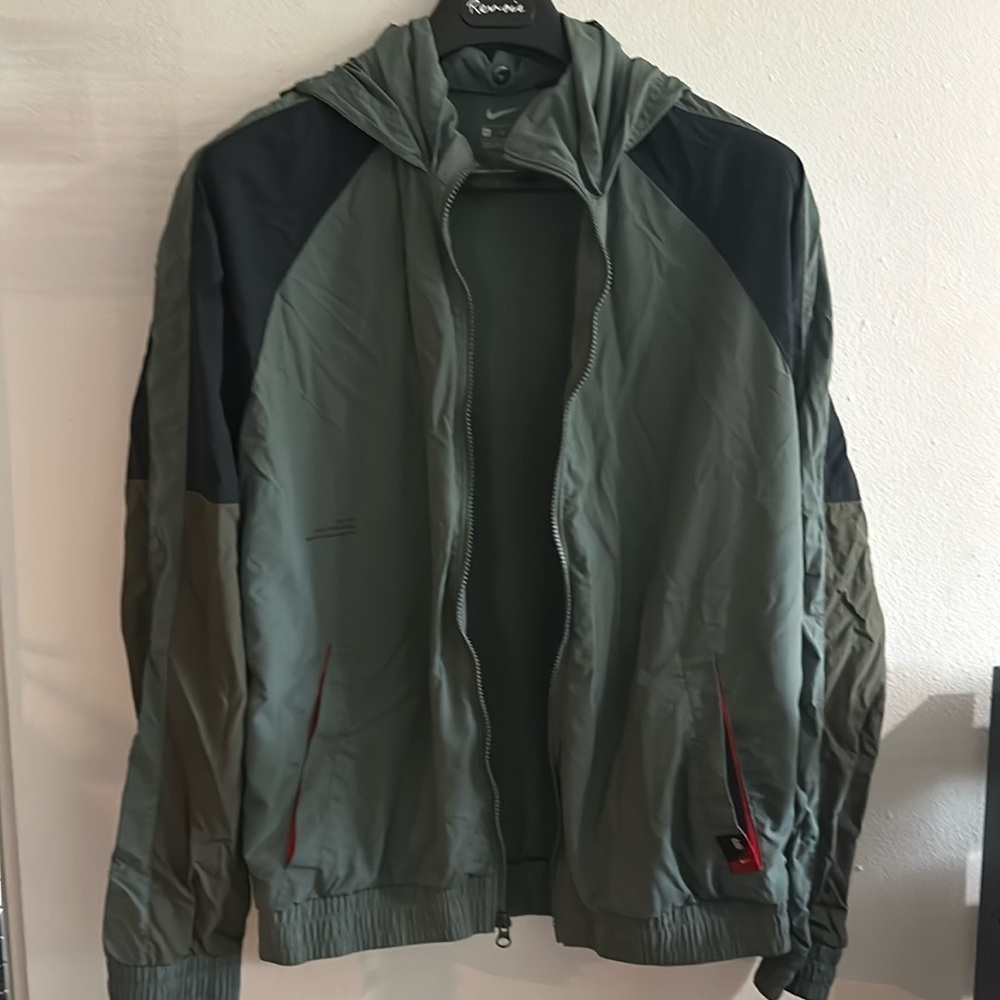 Kyrie Irving zip windbreaker jacket